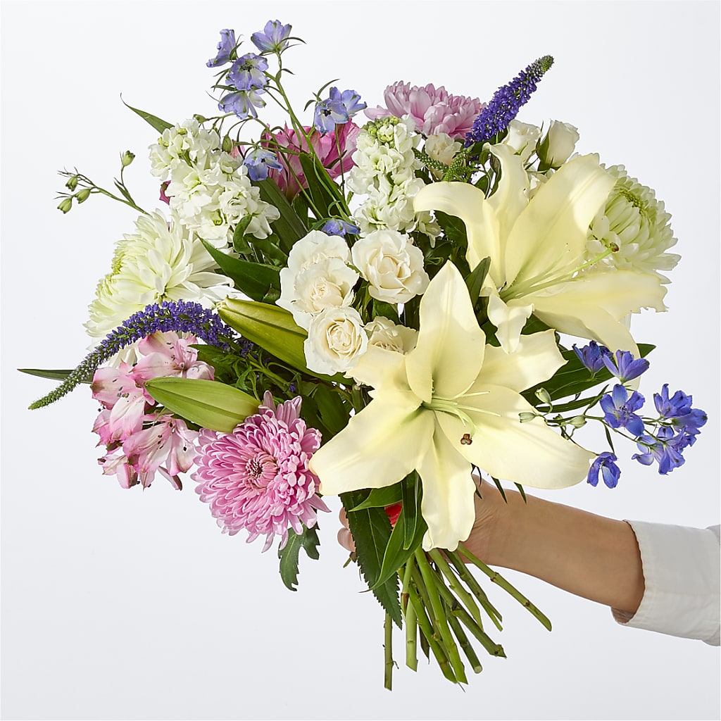 Winter Celebration Bouquet – BROWN'S FLOWERS & GIFTS, Fircrest WA