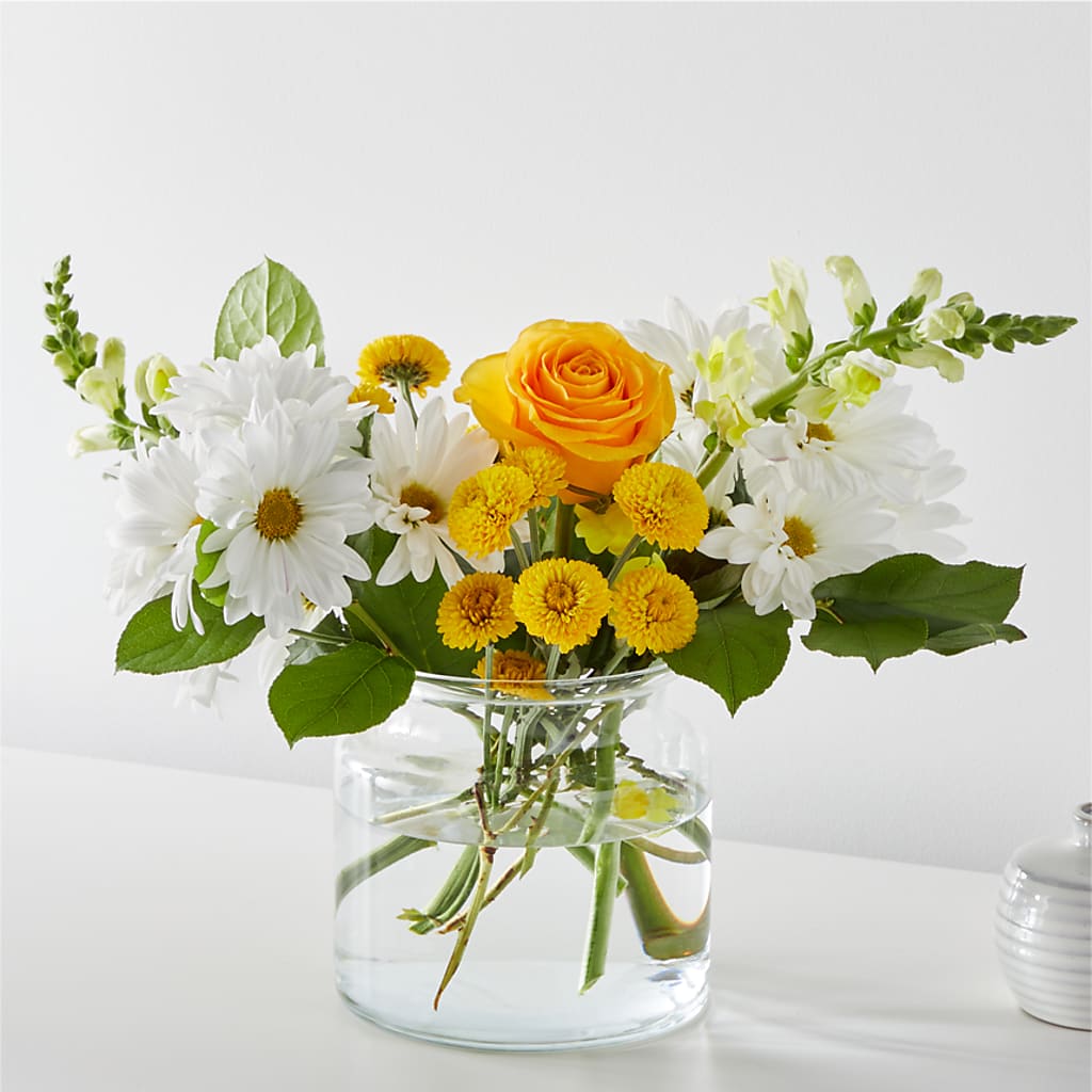 Sun Salutation Bouquet – BROWN'S FLOWERS & GIFTS, Fircrest WA