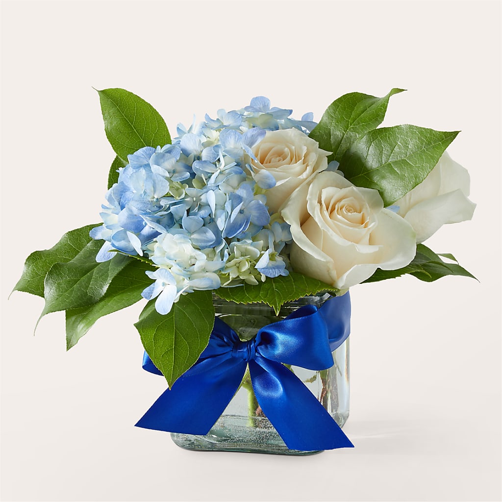 Sky Blue Delight Bouquet – BROWN'S FLOWERS & GIFTS, Fircrest WA