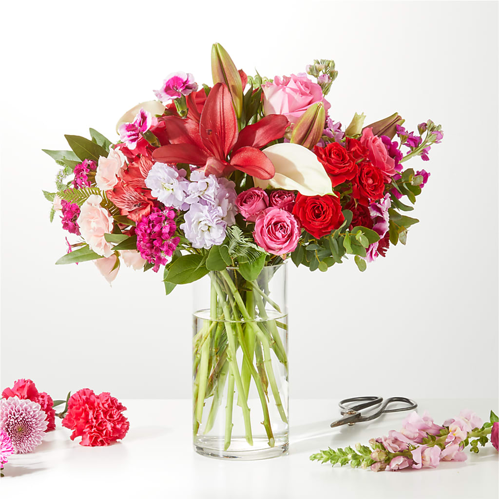 Swooning Over You - A Luxury Florist Original – BROWN'S FLOWERS & GIFTS, Fircrest WA
