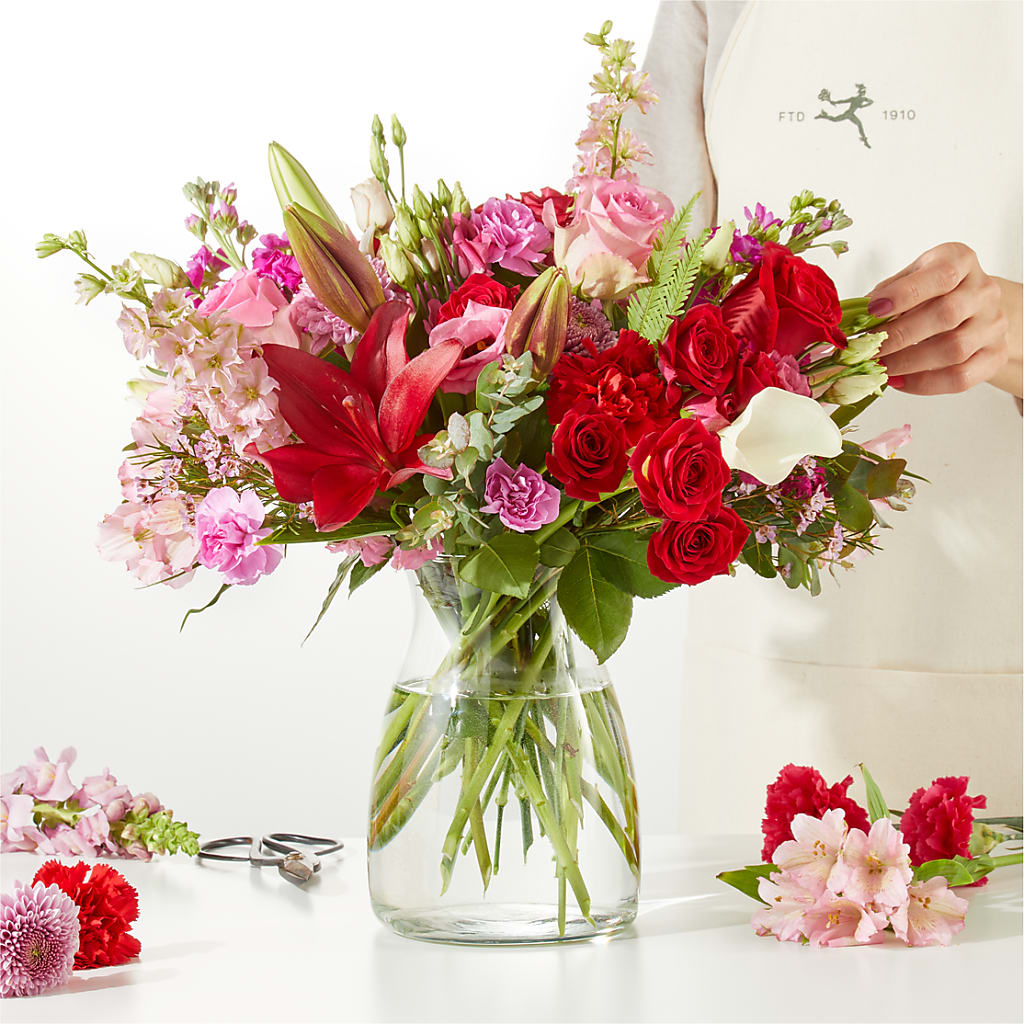 Together Forever - A Florist Original – BROWN'S FLOWERS & GIFTS, Fircrest WA