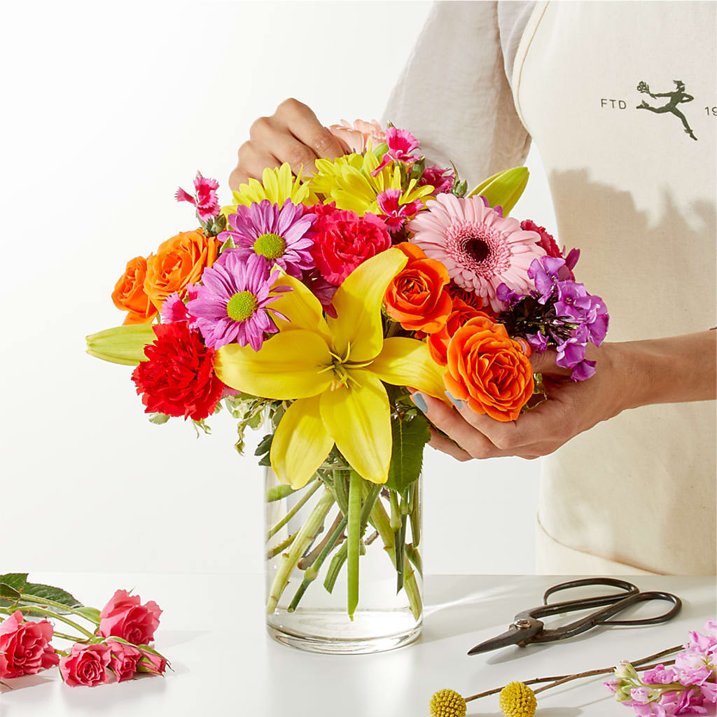 Cue the Confetti - A Florist Original – BROWN'S FLOWERS & GIFTS, Fircrest WA