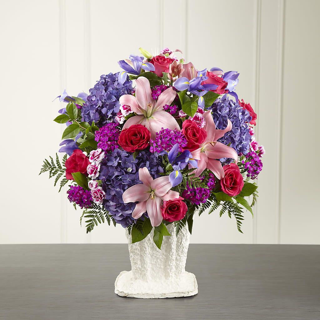 We Fondly Remember Arrangement – BROWN'S FLOWERS & GIFTS, Fircrest WA