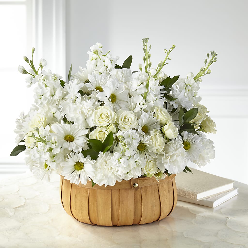 Graceful Garden Basket – BROWN'S FLOWERS & GIFTS, Fircrest WA