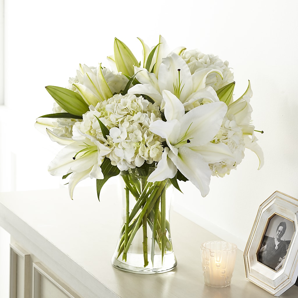 Compassionate Lily Bouquet – BROWN'S FLOWERS & GIFTS, Fircrest WA