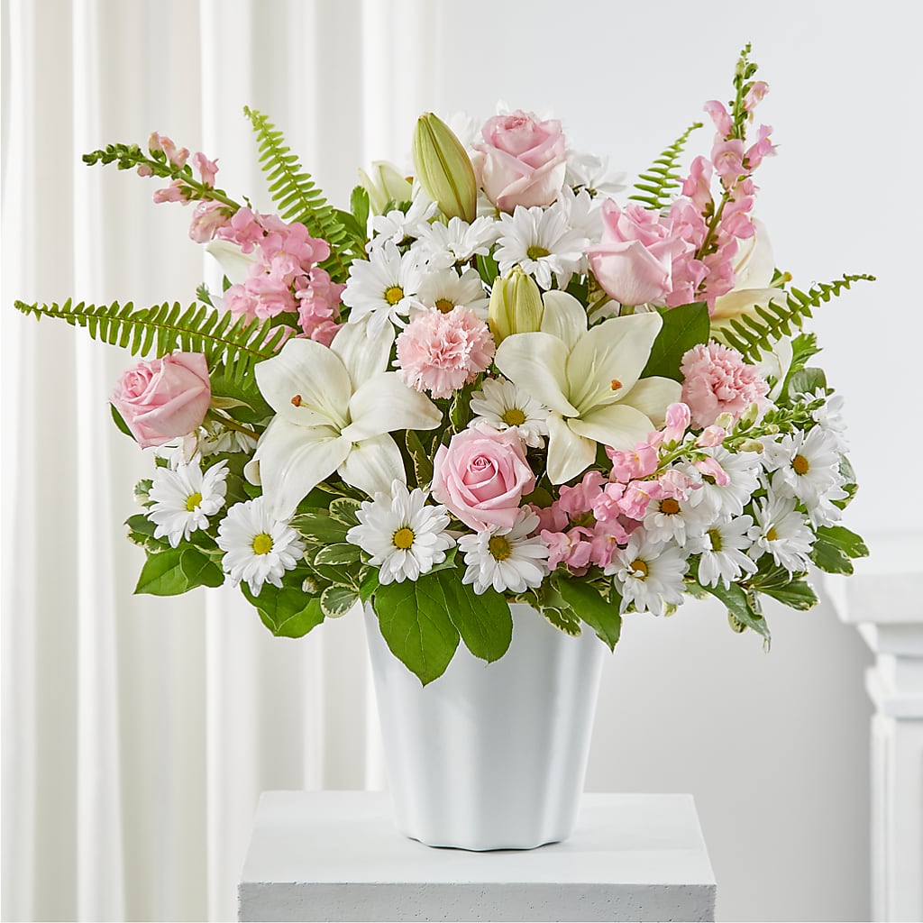 Soft Touch Tabletop Basket – BROWN'S FLOWERS & GIFTS, Fircrest WA