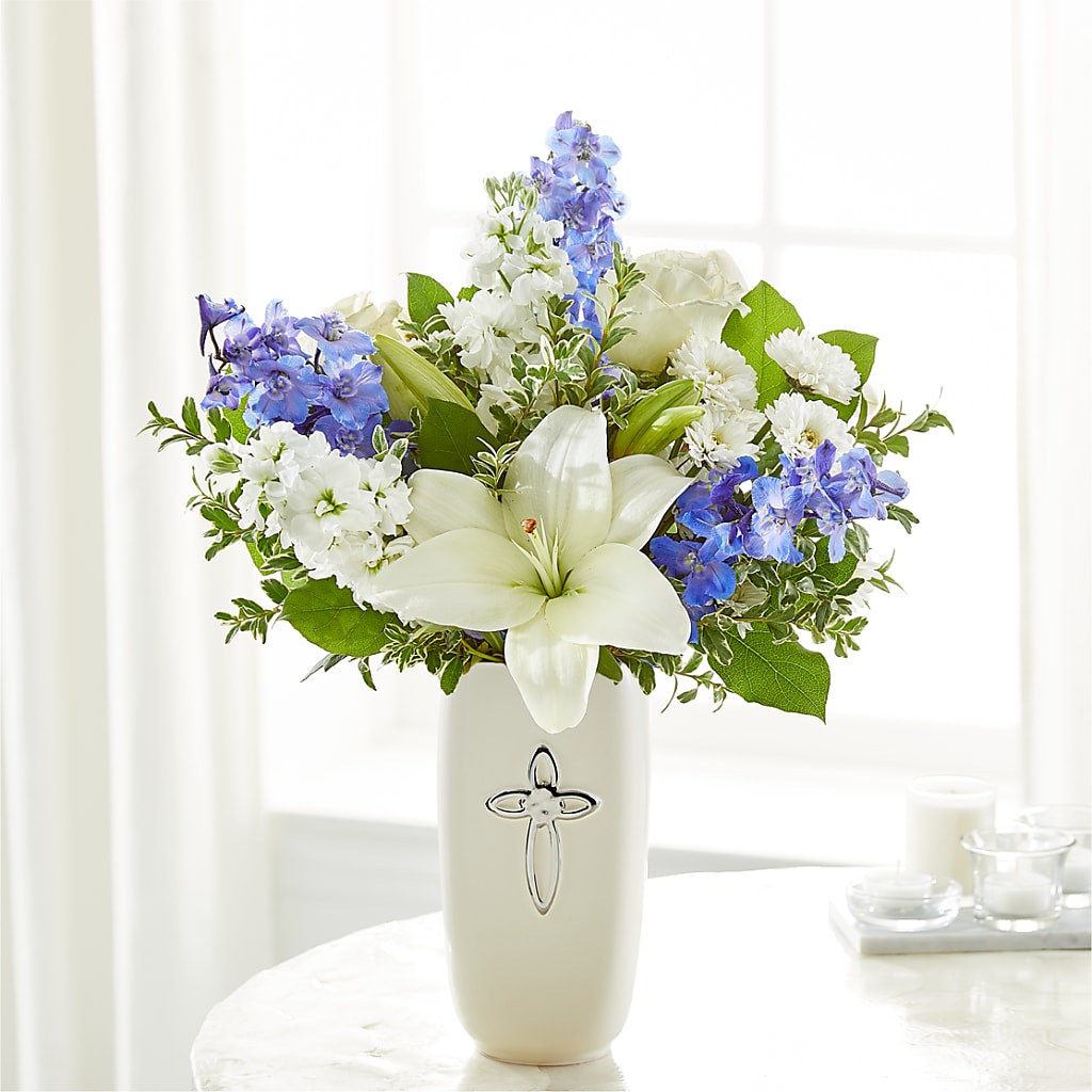 Heavenly Blossoms Bouquet – BROWN'S FLOWERS & GIFTS, Fircrest WA