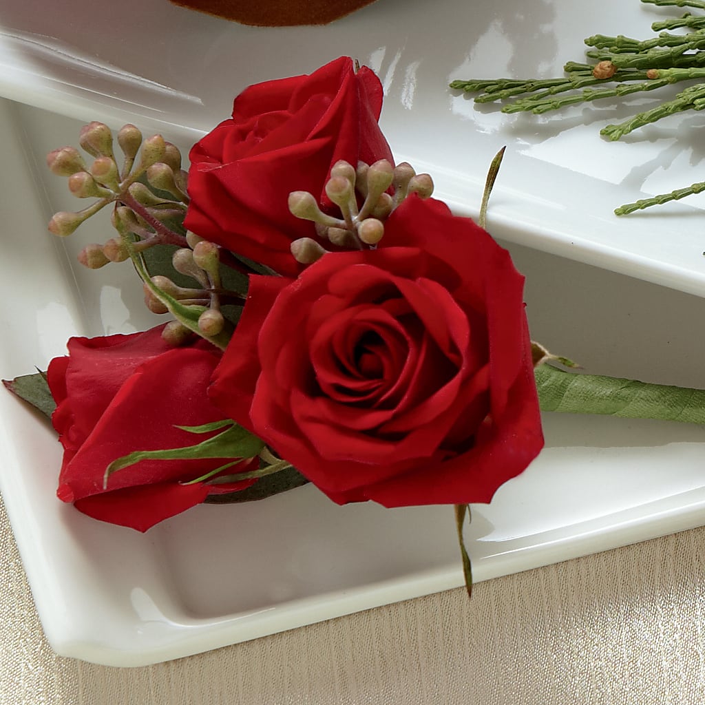 Red Spray Rose Boutonniere – BROWN'S FLOWERS & GIFTS, Fircrest WA