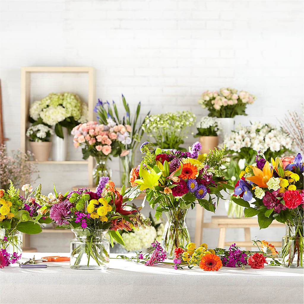 Bold & Bright – A Florist Original – BROWN'S FLOWERS & GIFTS, Fircrest WA