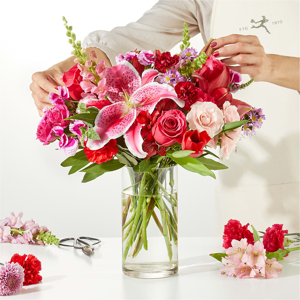 Together Forever - A Florist Original – BROWN'S FLOWERS & GIFTS, Fircrest WA