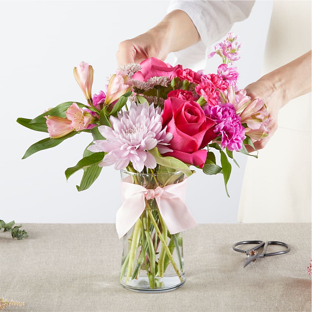Pink Ribbon - A Florist Original – BROWN'S FLOWERS & GIFTS, Fircrest WA