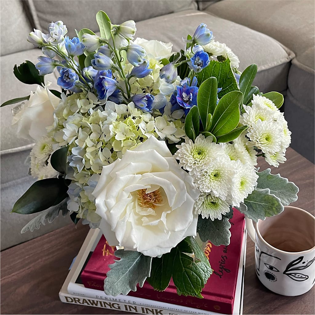 Clear Skies Bouquet – BROWN'S FLOWERS & GIFTS, Fircrest WA