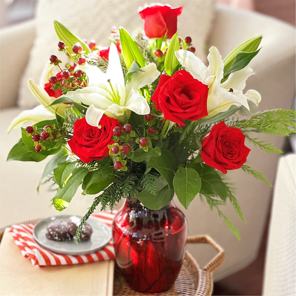 Evergreen Delight Bouquet – BROWN'S FLOWERS & GIFTS, Fircrest WA