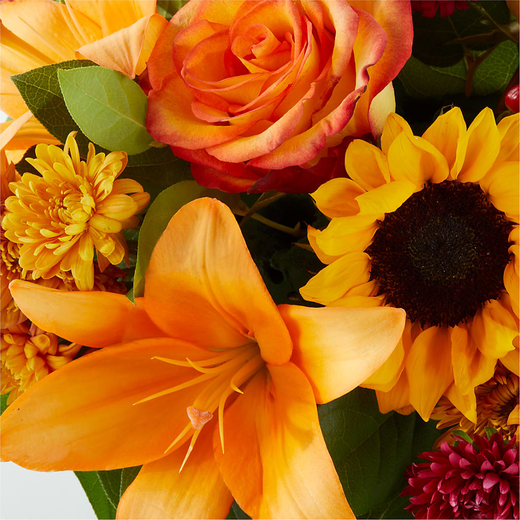Grateful Centerpiece – BROWN'S FLOWERS & GIFTS, Fircrest WA