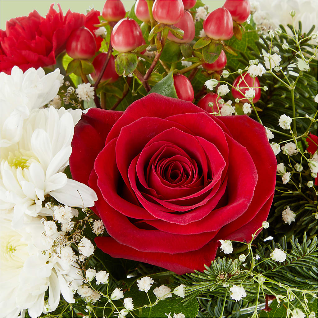 Chance of Flurries Bouquet – BROWN'S FLOWERS & GIFTS, Fircrest WA
