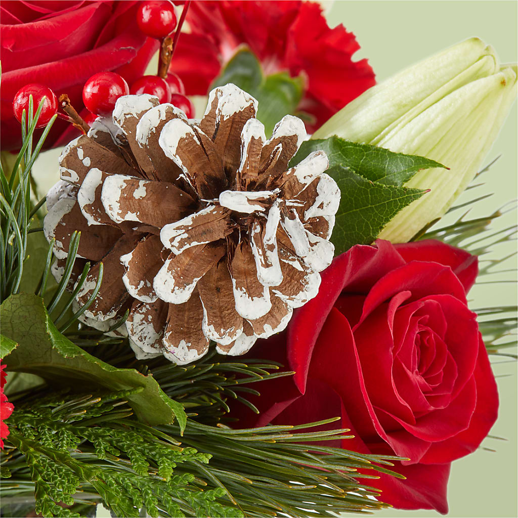 Glistening Icicles Bouquet – BROWN'S FLOWERS & GIFTS, Fircrest WA