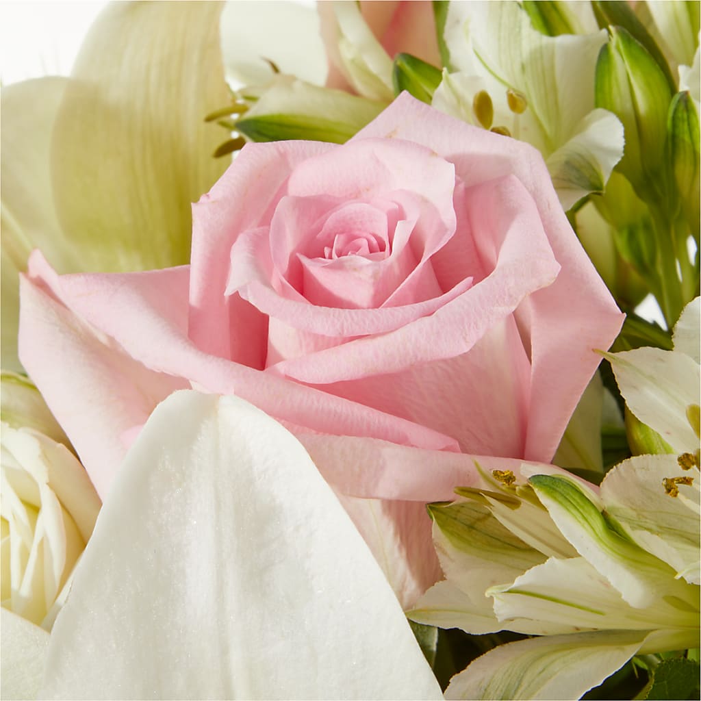 Kindhearted Bouquet – BROWN'S FLOWERS & GIFTS, Fircrest WA
