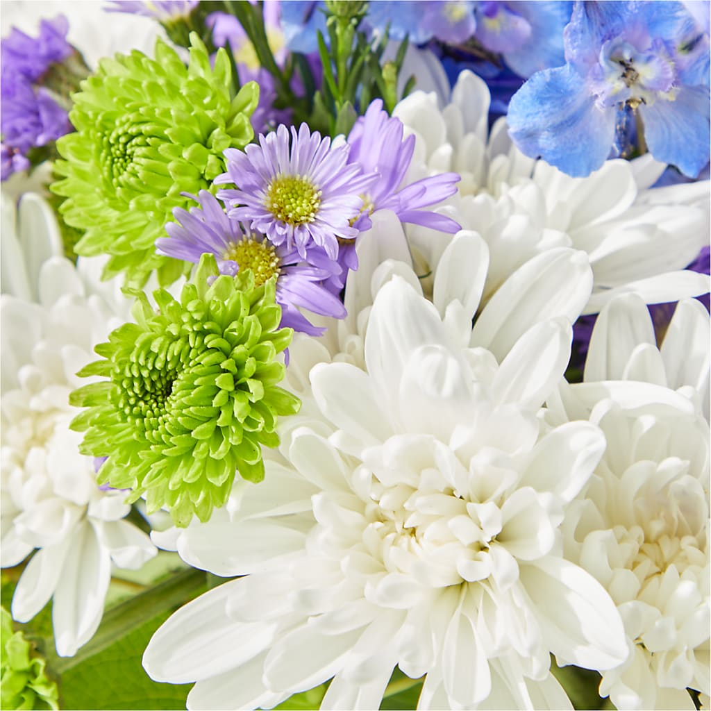 Genuine Gestures Bouquet – BROWN'S FLOWERS & GIFTS, Fircrest WA