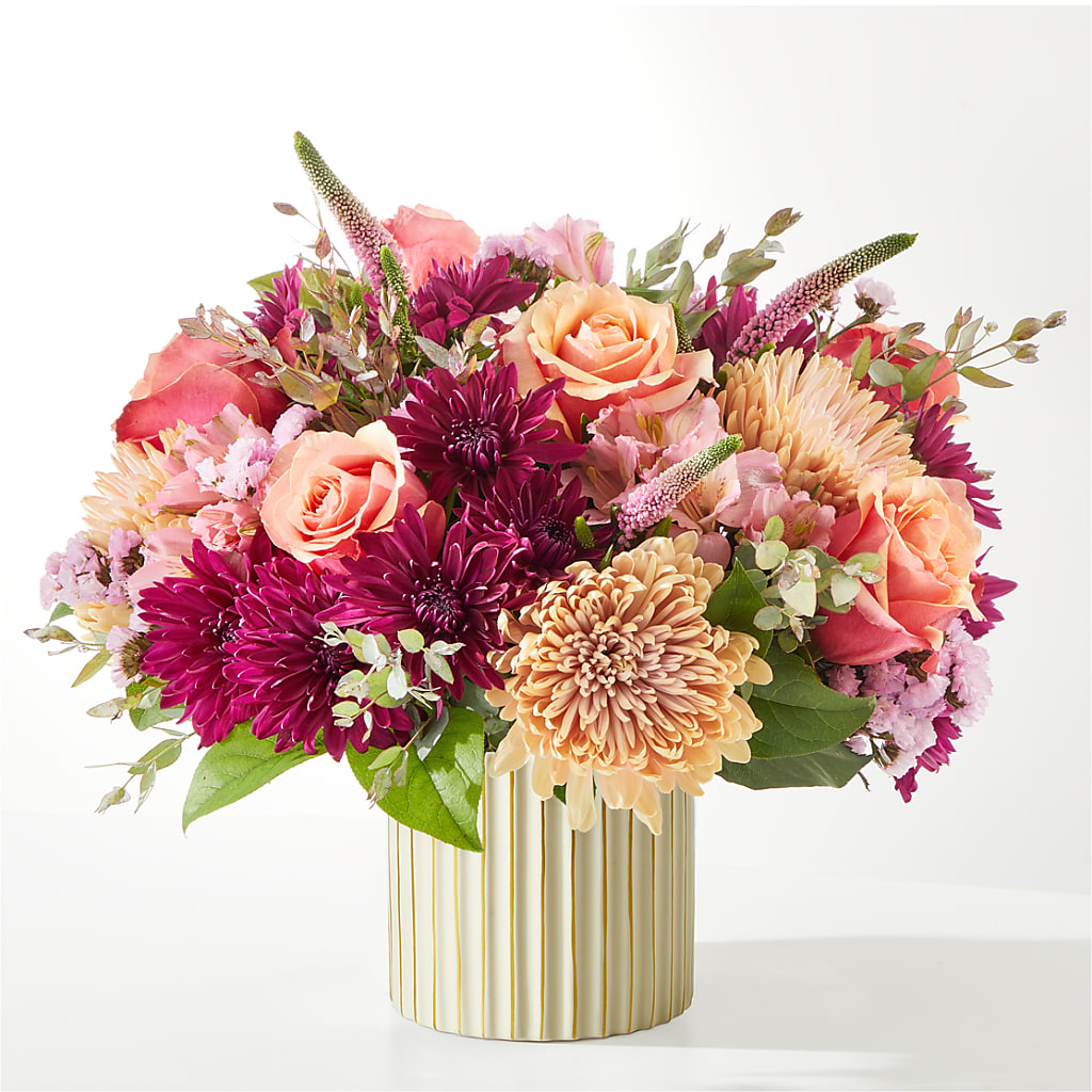 Berry Cobbler Bouquet with Ivory Vase – BROWN'S FLOWERS & GIFTS, Fircrest WA