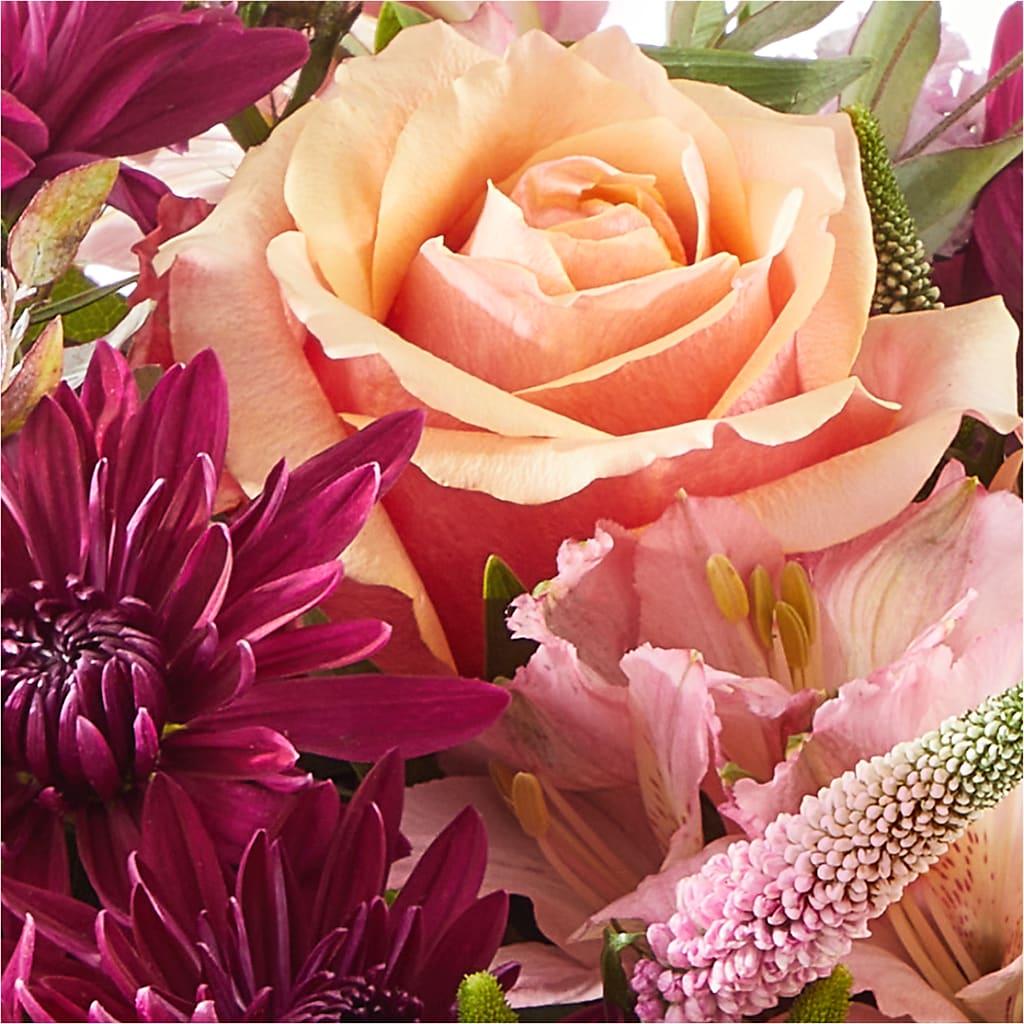 Berry Cobbler Bouquet – BROWN'S FLOWERS & GIFTS, Fircrest WA