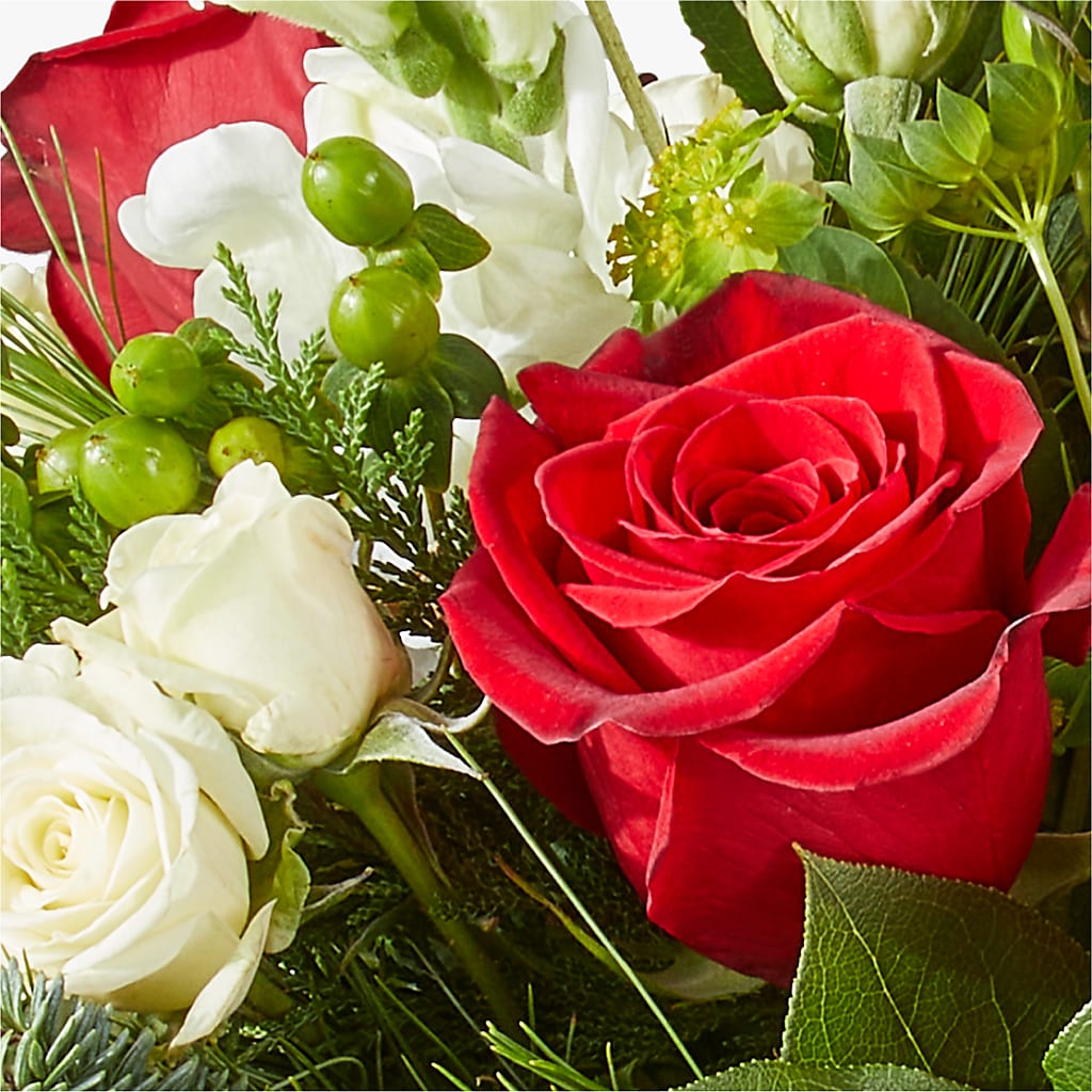 Deck the Halls Bouquet – BROWN'S FLOWERS & GIFTS, Fircrest WA