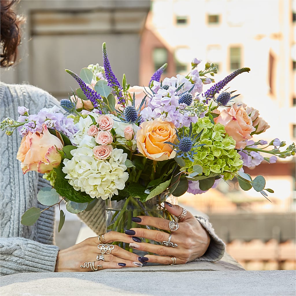 Porch Swing Bouquet – BROWN'S FLOWERS & GIFTS, Fircrest WA