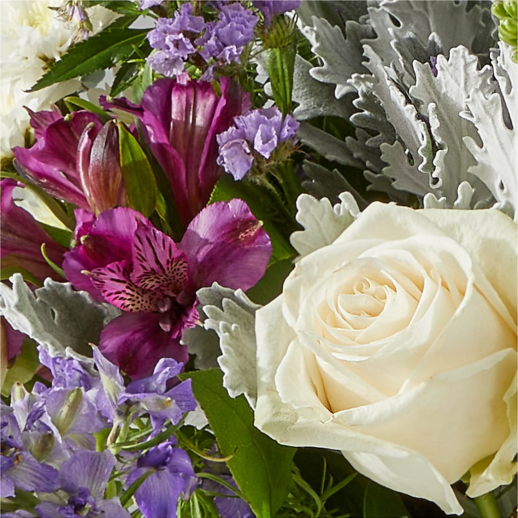 Shooting Star Bouquet – BROWN'S FLOWERS & GIFTS, Fircrest WA