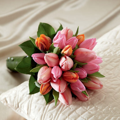 Embraceable Bouquet – BROWN'S FLOWERS & GIFTS, Fircrest WA