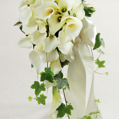 White Chapel Bouquet – BROWN'S FLOWERS & GIFTS, Fircrest WA