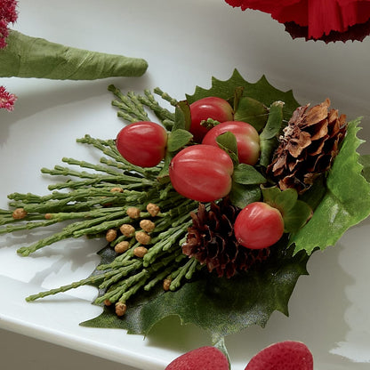 Red Berry Boutonniere – BROWN'S FLOWERS & GIFTS, Fircrest WA
